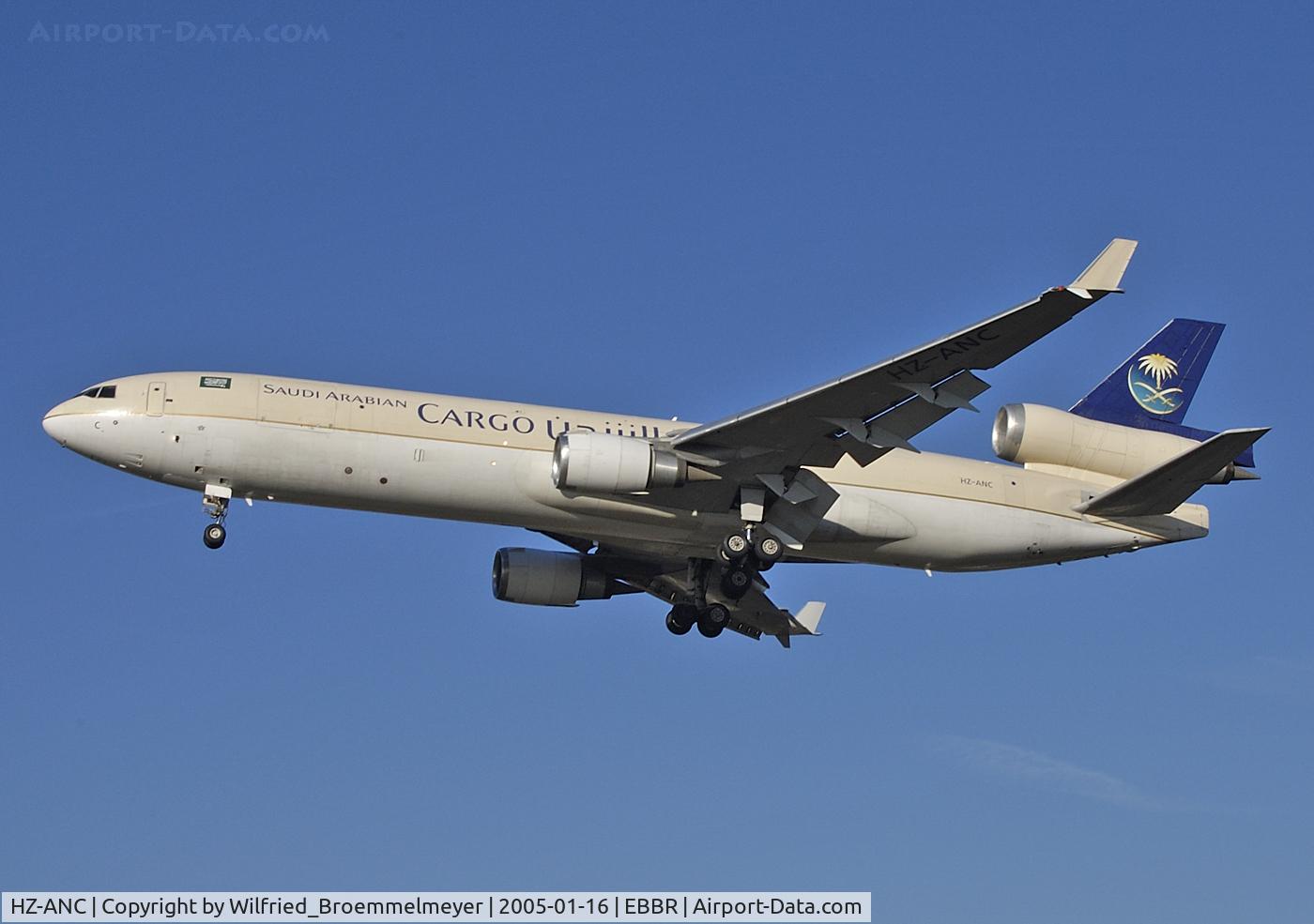 HZ-ANC, 1997 McDonnell Douglas MD-11F C/N 48776, Short Final to Runway 25R.