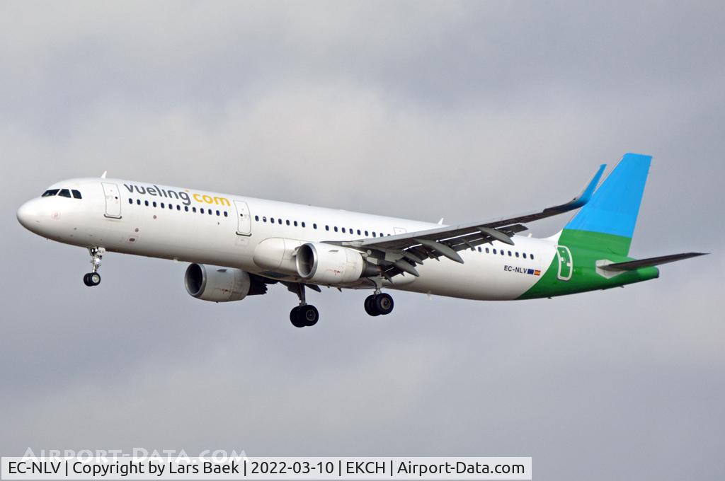 EC-NLV, 2015 Airbus A321-211 C/N 6454, RWY22L