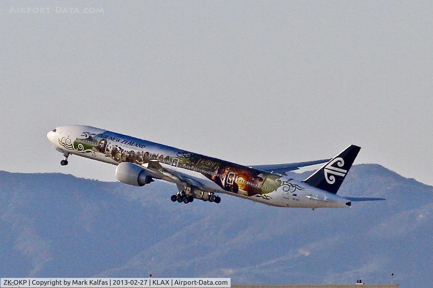 ZK-OKP, 2011 Boeing 777-306/ER C/N 39041, Air New Zealand Boeing 777-319ER, ZK-OKP 