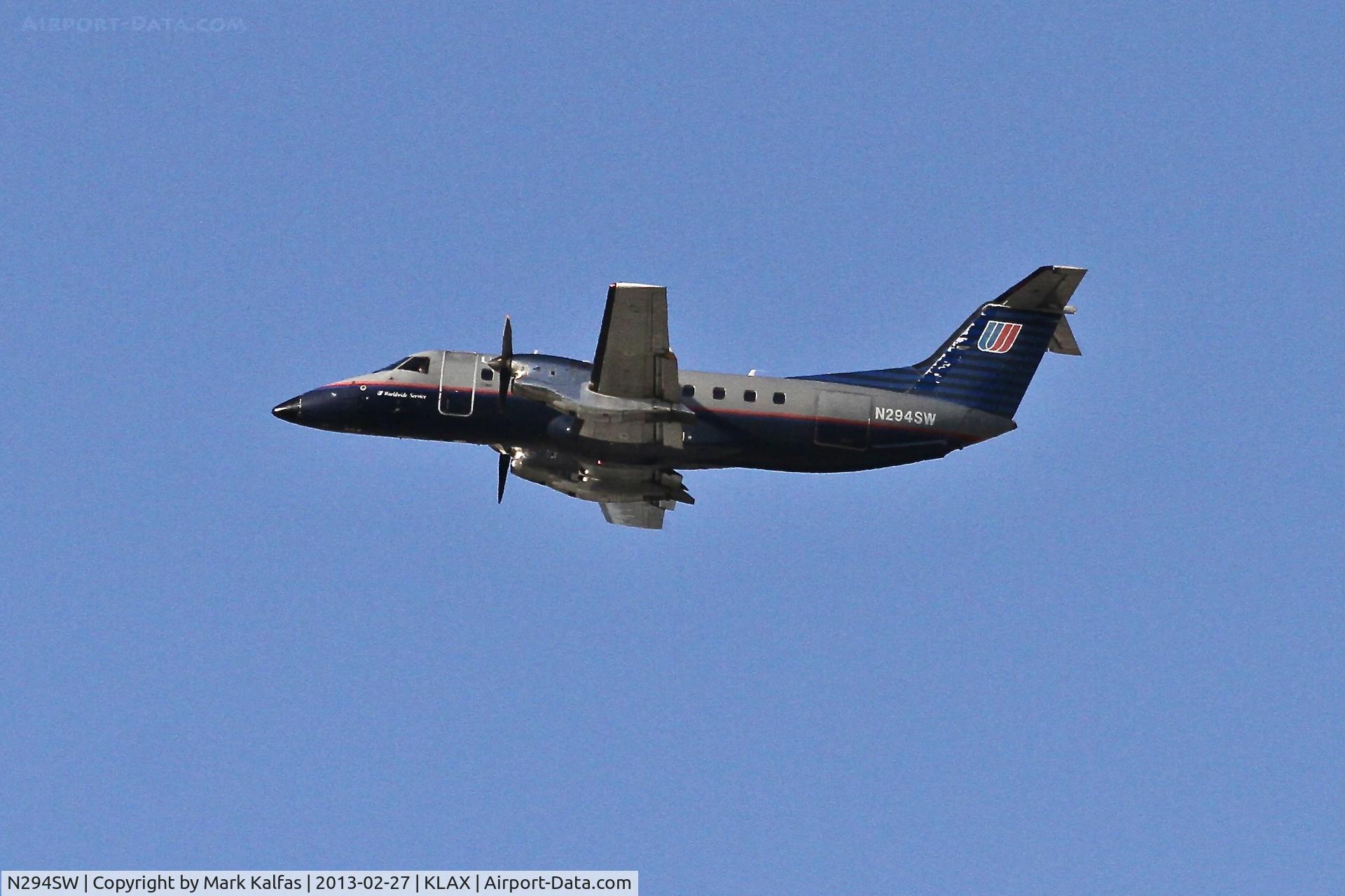 N294SW, 1996 Embraer EMB-120ER Brasilia C/N 120321, SkyWest/United Express Embraer EMB-120ER, SKW6333 departing 25R KLAX enroute to KSAN.