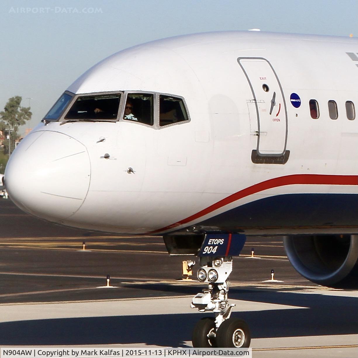 N904AW, 1986 Boeing 757-2S7 C/N 23566, US AIRWAYS Boeing 757-2S7, N904AW waiting to depart at PHX