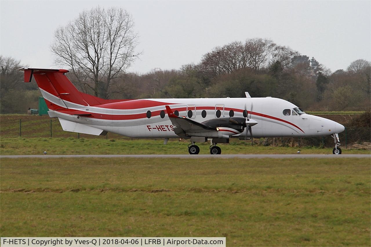 F-HETS, 1999 Raytheon 1900D C/N UE-360, Raytheon Aircraft Company 1900D, Taxiing rwy 25L, Brest-Bretagne Airport (LFRB-BES)