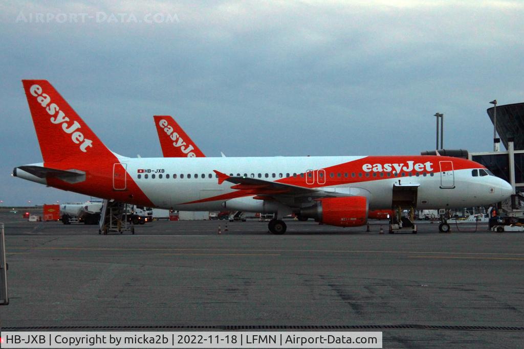 HB-JXB, 2012 Airbus A320-214 C/N 5111, Parked