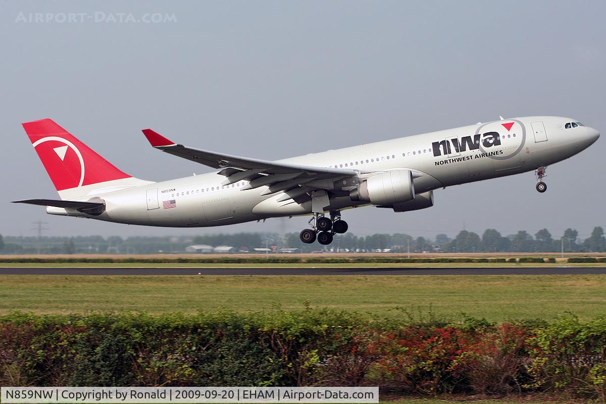 N859NW, 2006 Airbus A330-223 C/N 0722, at spl