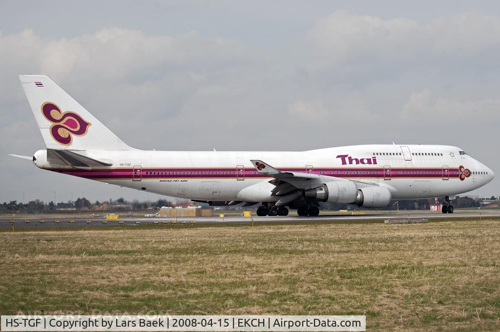 HS-TGF, 2003 Boeing 747-4D7 C/N 33770, RWY04R