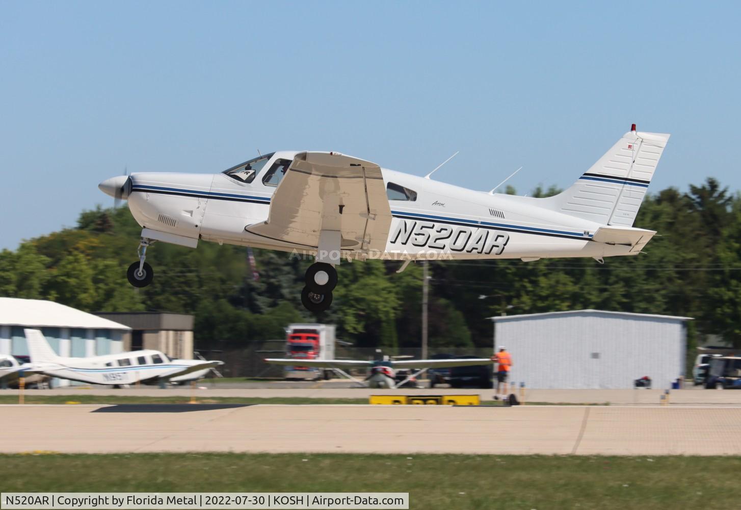 N520AR, 1992 Piper PA-28R-201 Cherokee Arrow III C/N 2837059, OSH 2022
