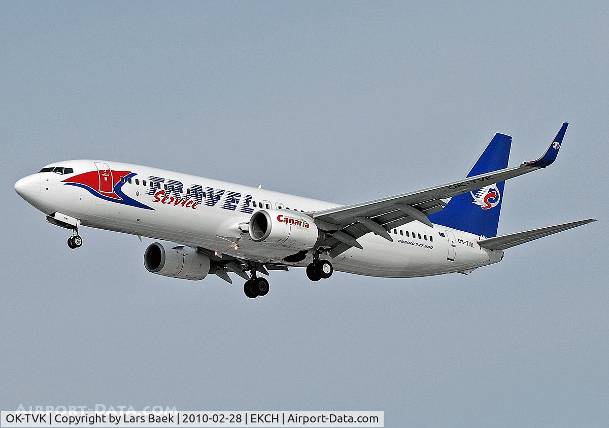 OK-TVK, 2004 Boeing 737-86N C/N 32740, RWY22L