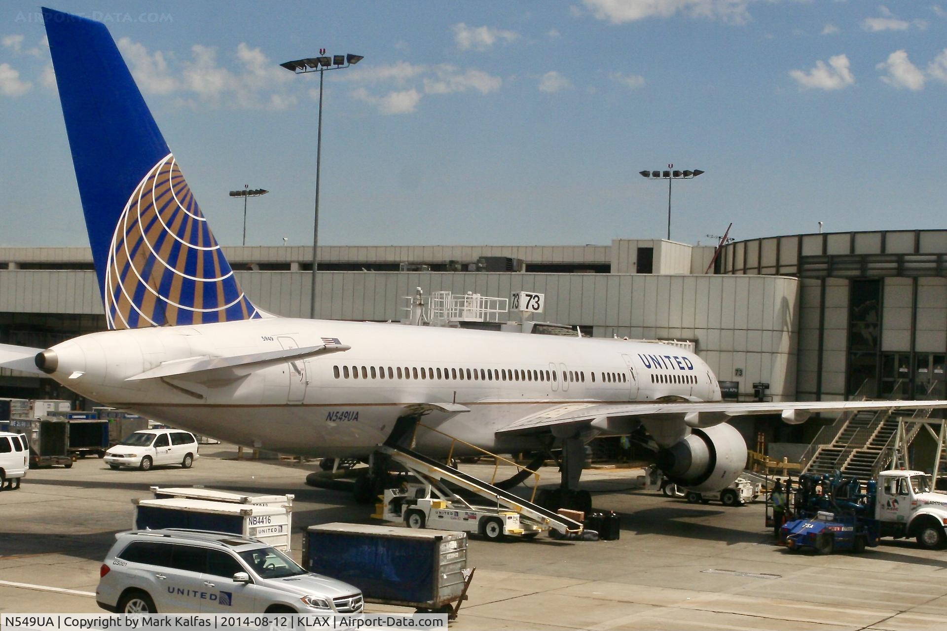N549UA, 1992 Boeing 757-222 C/N 25397, United Boeing 757-222, N549UA AT GATE 73 LAX