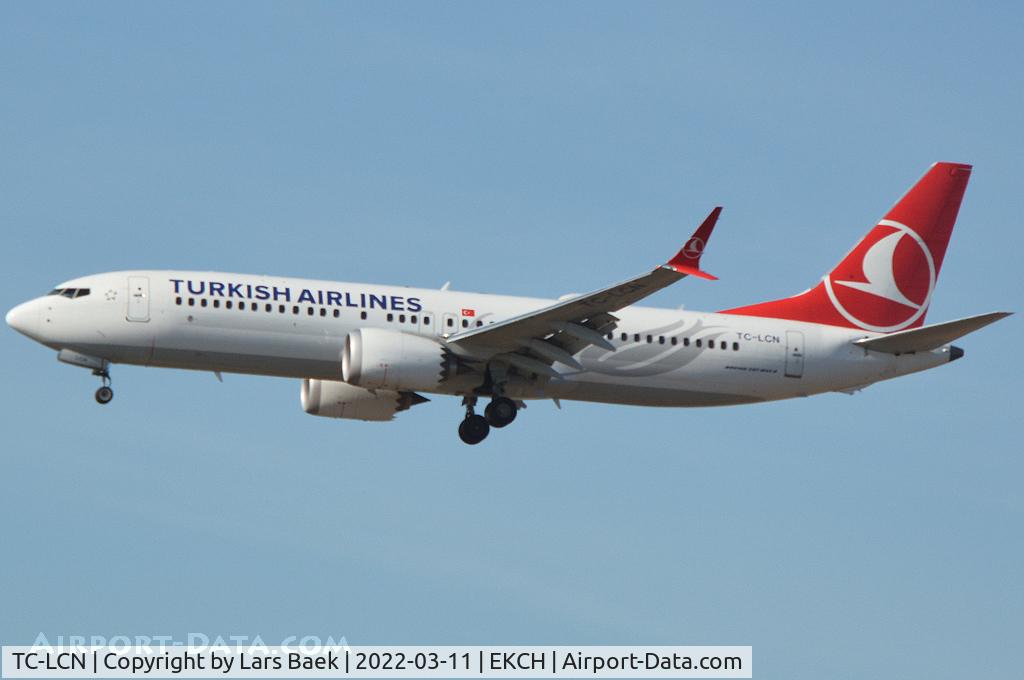 TC-LCN, 2019 Boeing 737-8 MAX C/N 60056, RWY22L