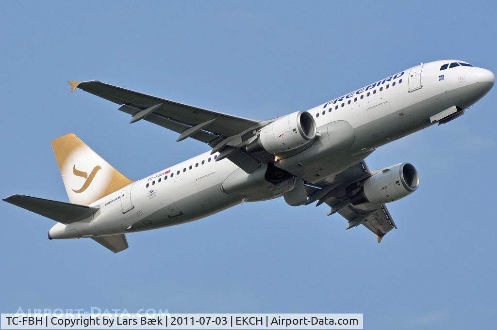 TC-FBH, 2010 Airbus A320-214 C/N 4207, RWY04R