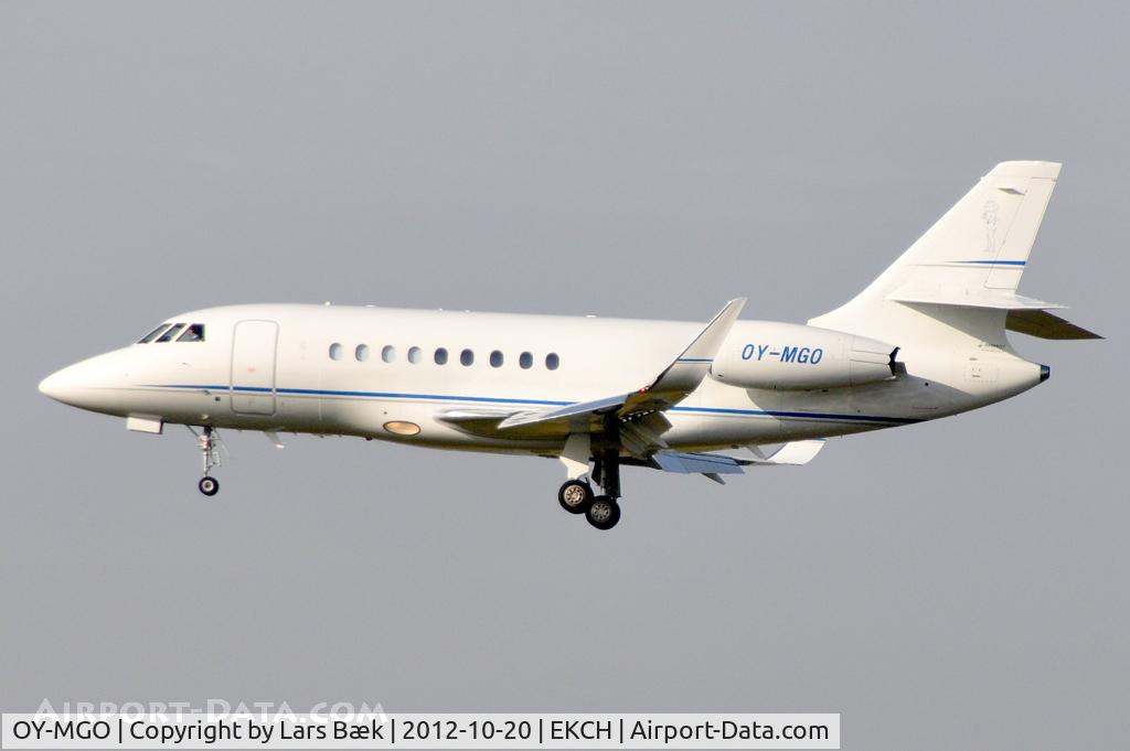 OY-MGO, 2010 Dassault Falcon 2000EX C/N 161, RWY22L