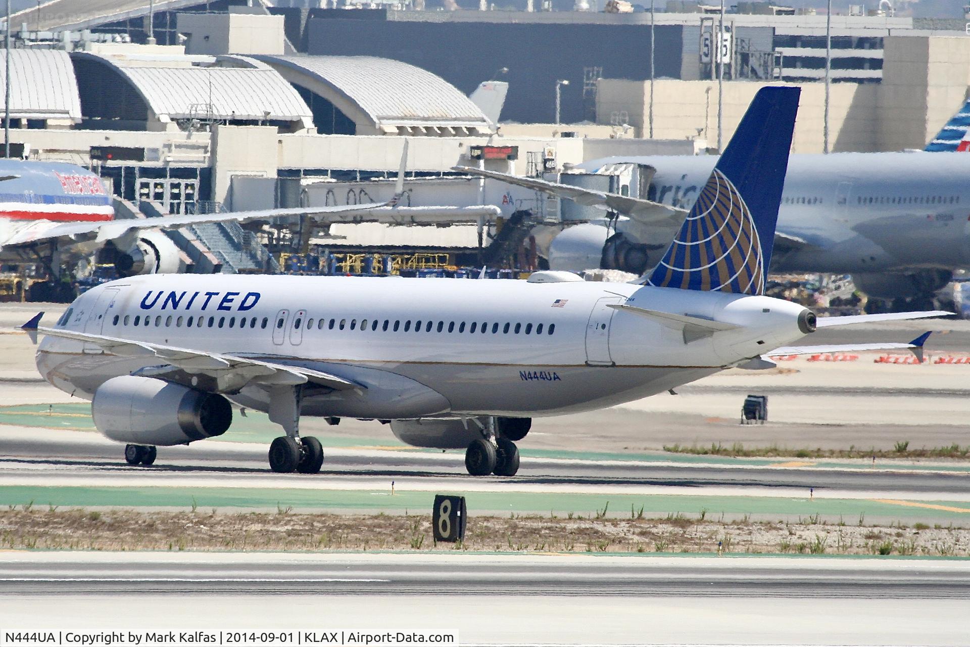 N444UA, 1998 Airbus A320-232 C/N 824, United Airbus A320-232, N444UA arriving at LAX