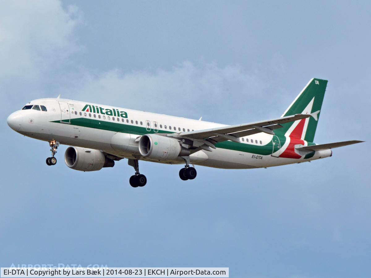EI-DTA, 2008 Airbus A320-216 C/N 3732, RWY22L