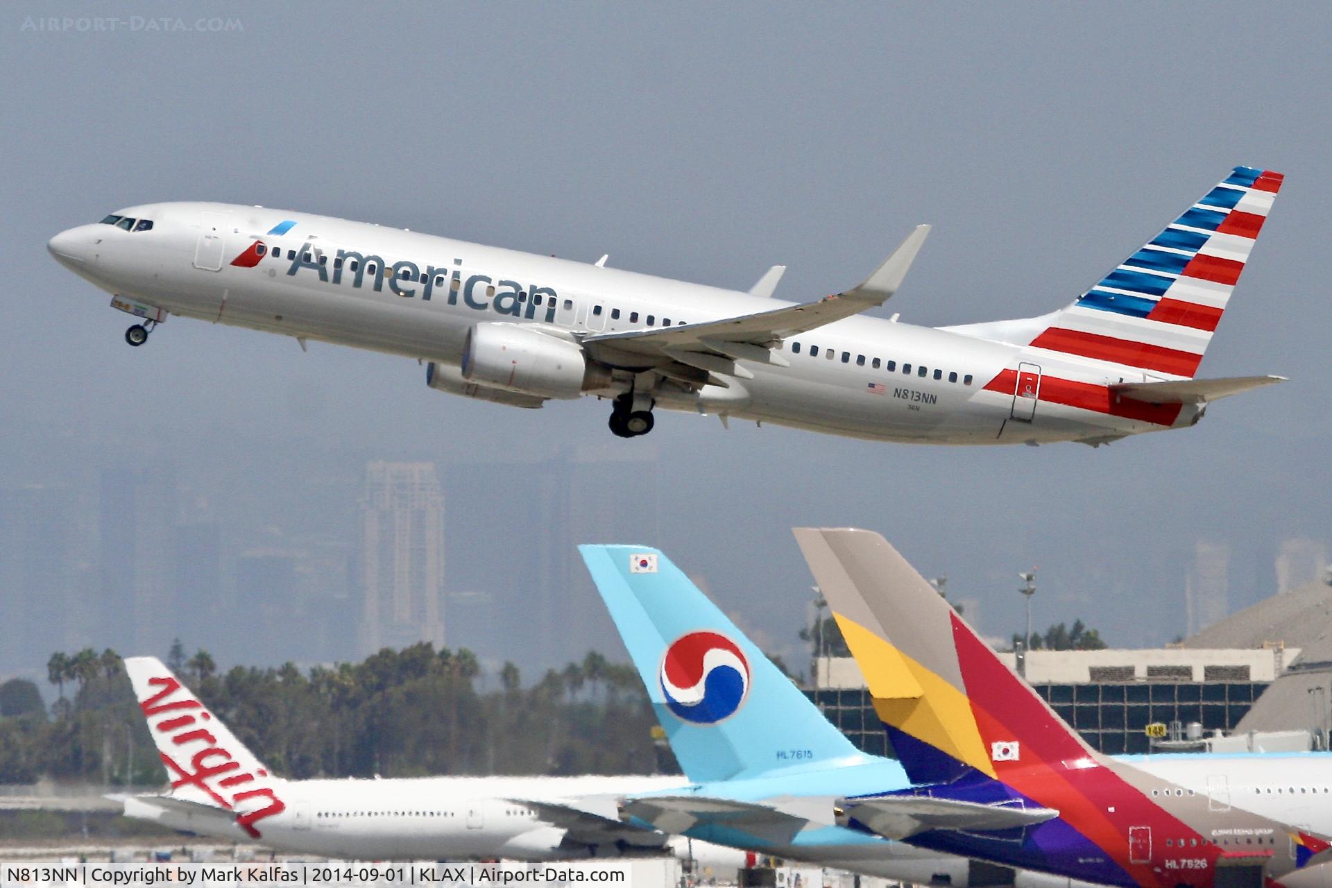 N813NN, 2009 Boeing 737-823 C/N 30918, American Boeing 737-823, N813NN departing 25R LAX