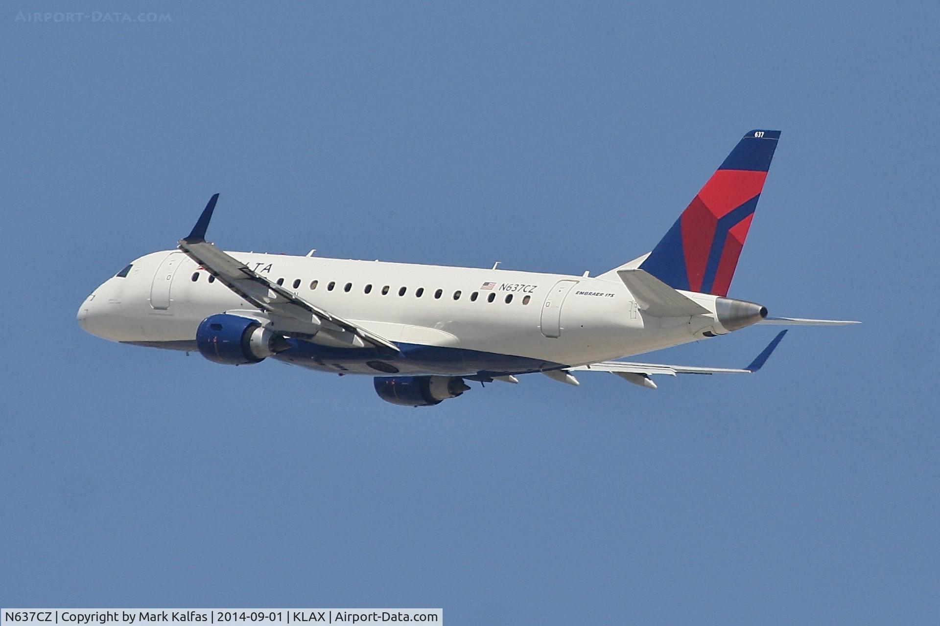 N637CZ, 2008 Embraer 175LR (ERJ-170-200LR) C/N 17000256, Delta Connection Embraer 175LR, ERJ-170-200LR N637CZ departing 25L KLAX