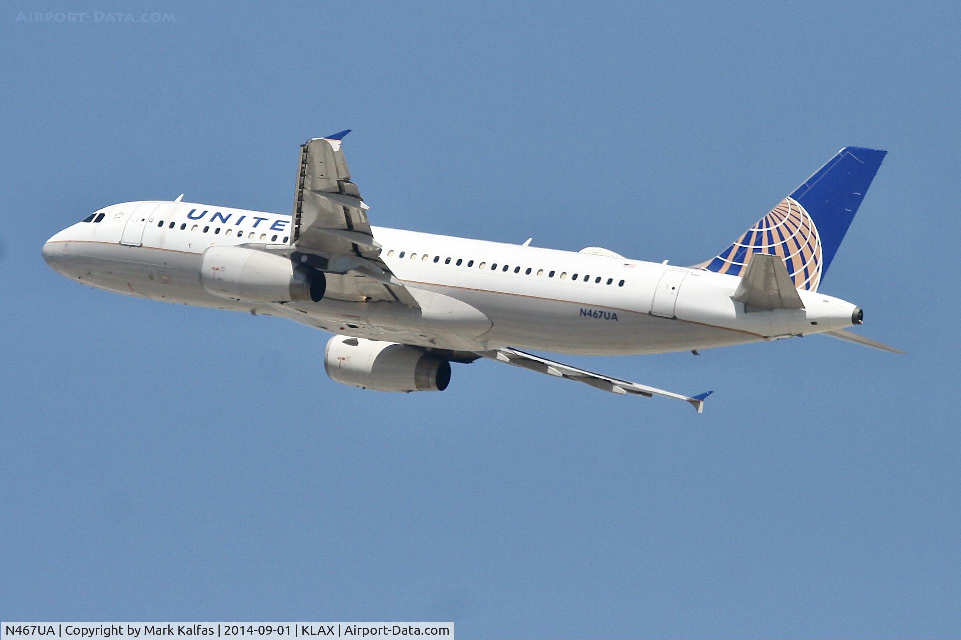 N467UA, 2000 Airbus A320-232 C/N 1359, United Airbus A320-232, N467UA departing 25R LAX