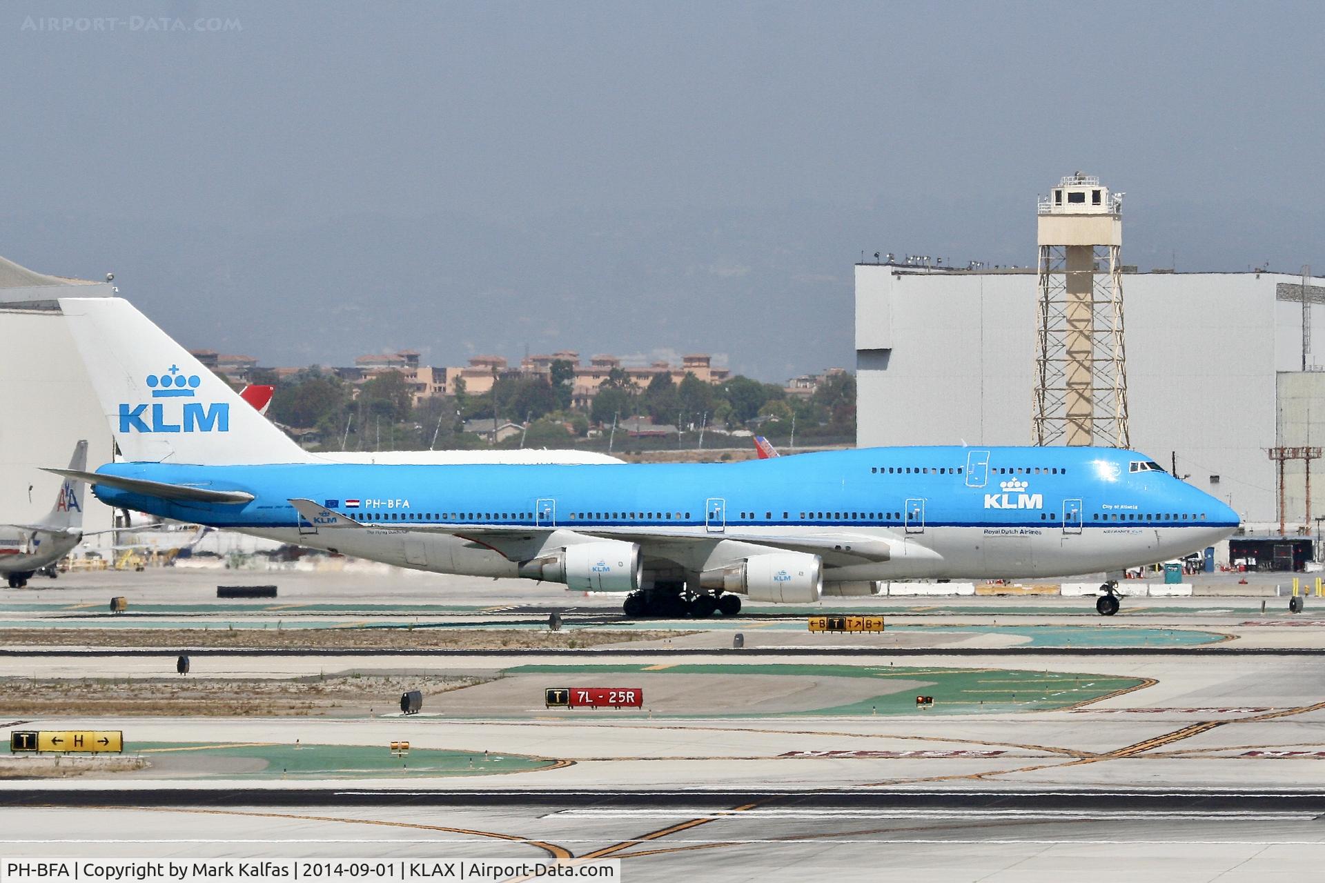 PH-BFA, 1989 Boeing 747-406 C/N 23999, KLM Boeing 747-406, PH-BFA (City of Atlanta) at LAX
