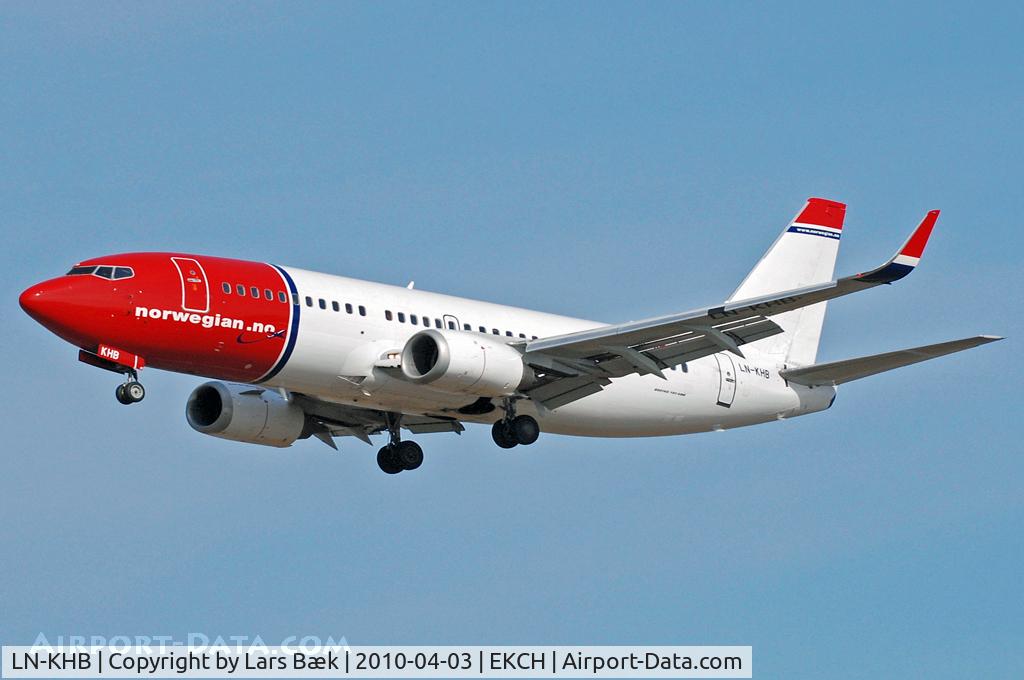 LN-KHB, 1998 Boeing 737-31S C/N 29264, RWY22L