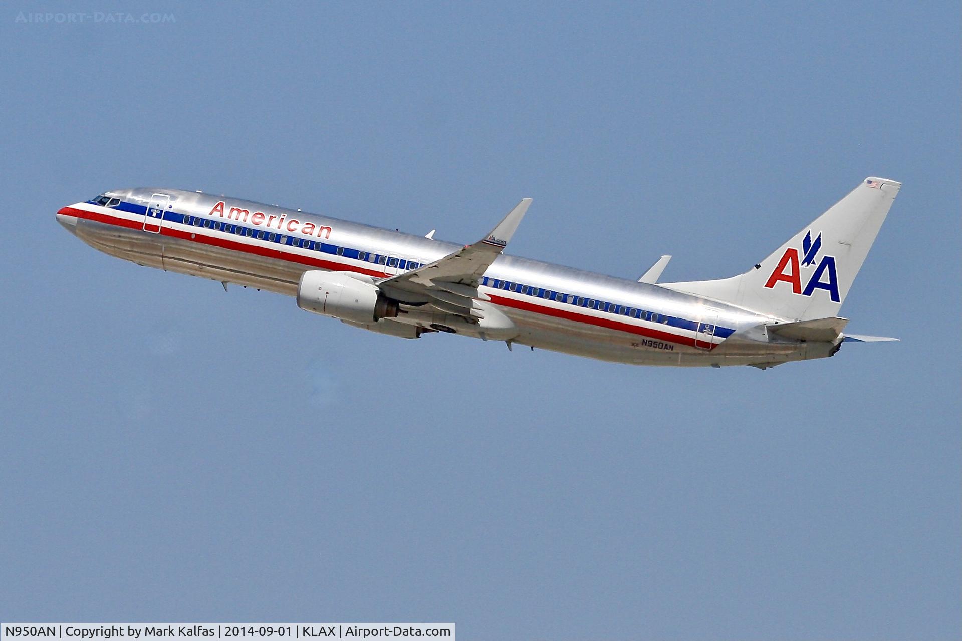 N950AN, 2000 Boeing 737-823 C/N 30087, American Boeing 737-823, N950AN departing 25R LAX