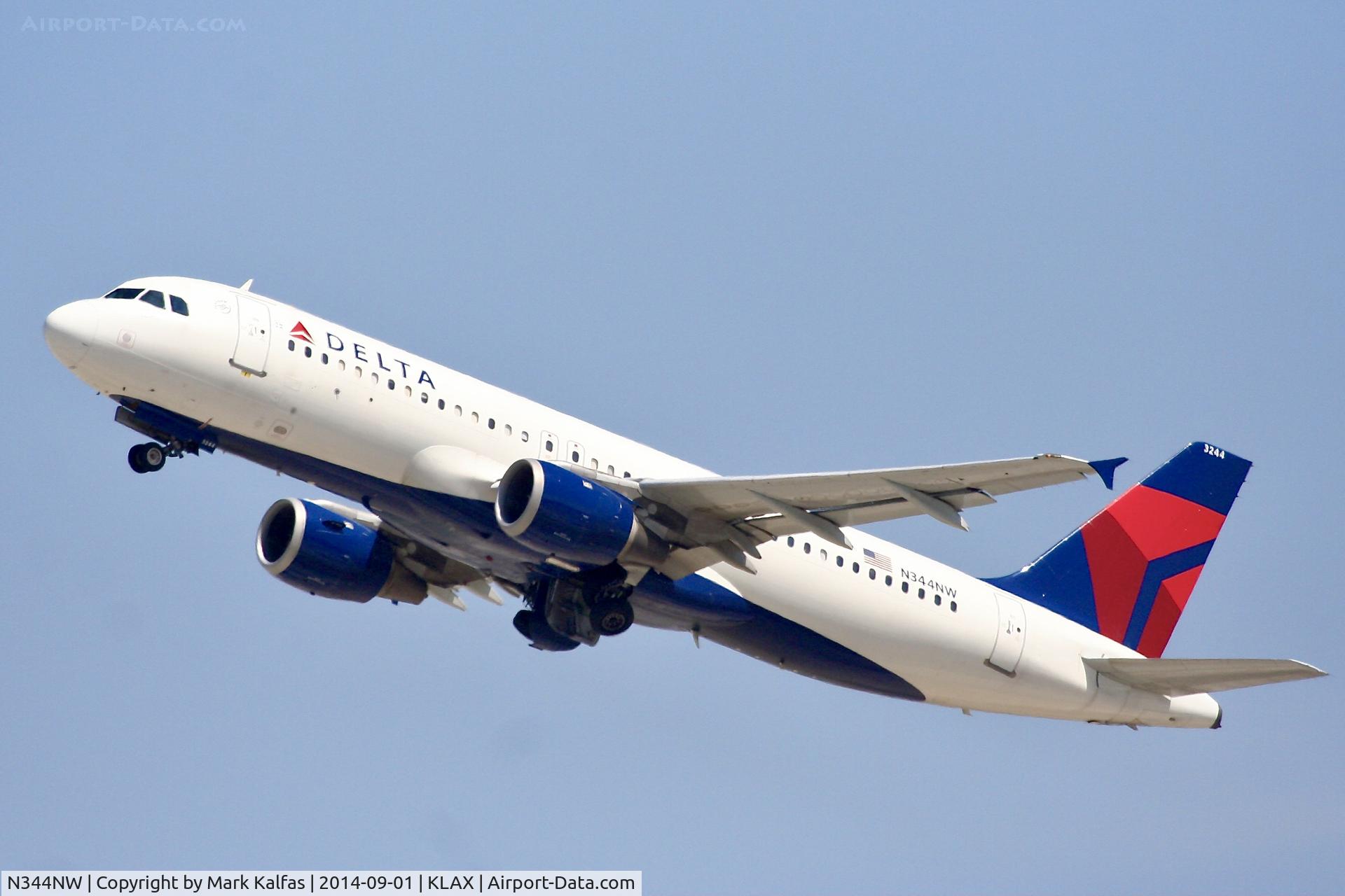 N344NW, 1993 Airbus A320-212 C/N 388, Delte Airbus A320-212, N344NW departing 25R LAX