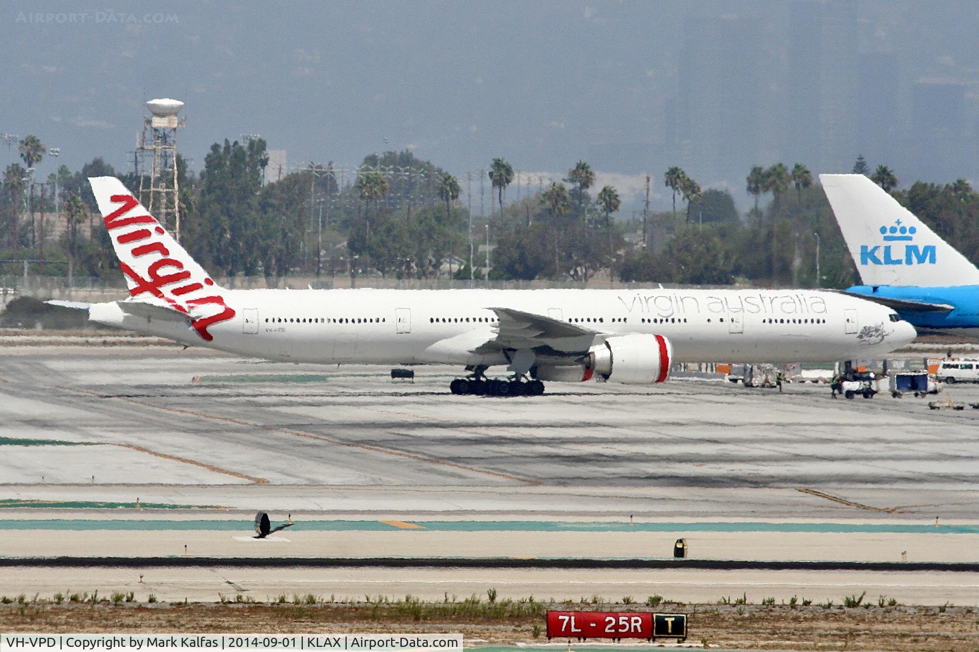 VH-VPD, 2009 Boeing 777-3ZG/ER C/N 37938, Virgin Australia Boeing 777-3ZG/ER VH-VPD at LAX