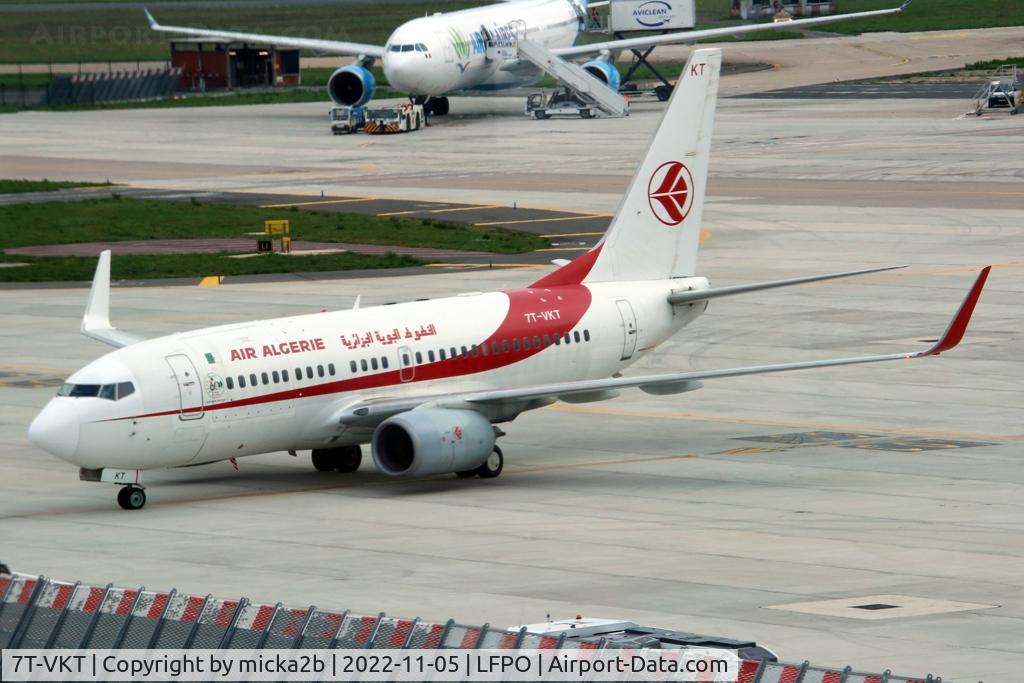 7T-VKT, 2016 Boeing 737-7D6C C/N 61341 / 6060, Taxiing