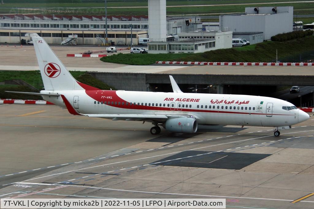 7T-VKL, 2015 Boeing 737-8D6 C/N 60748/5700, Taxiing