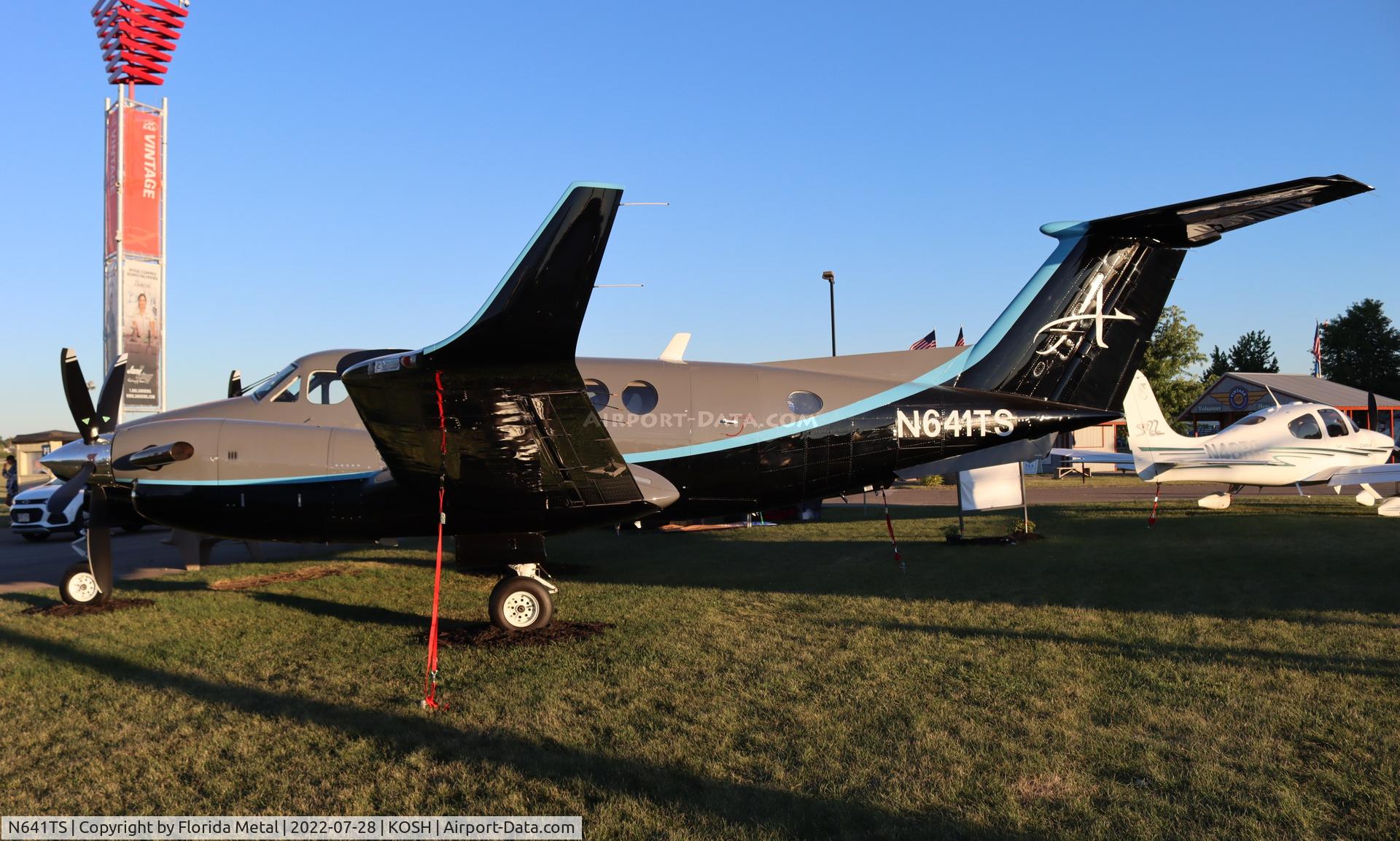 N641TS, 1980 Beech 200 Super King Air C/N BB-641, OSH 2022