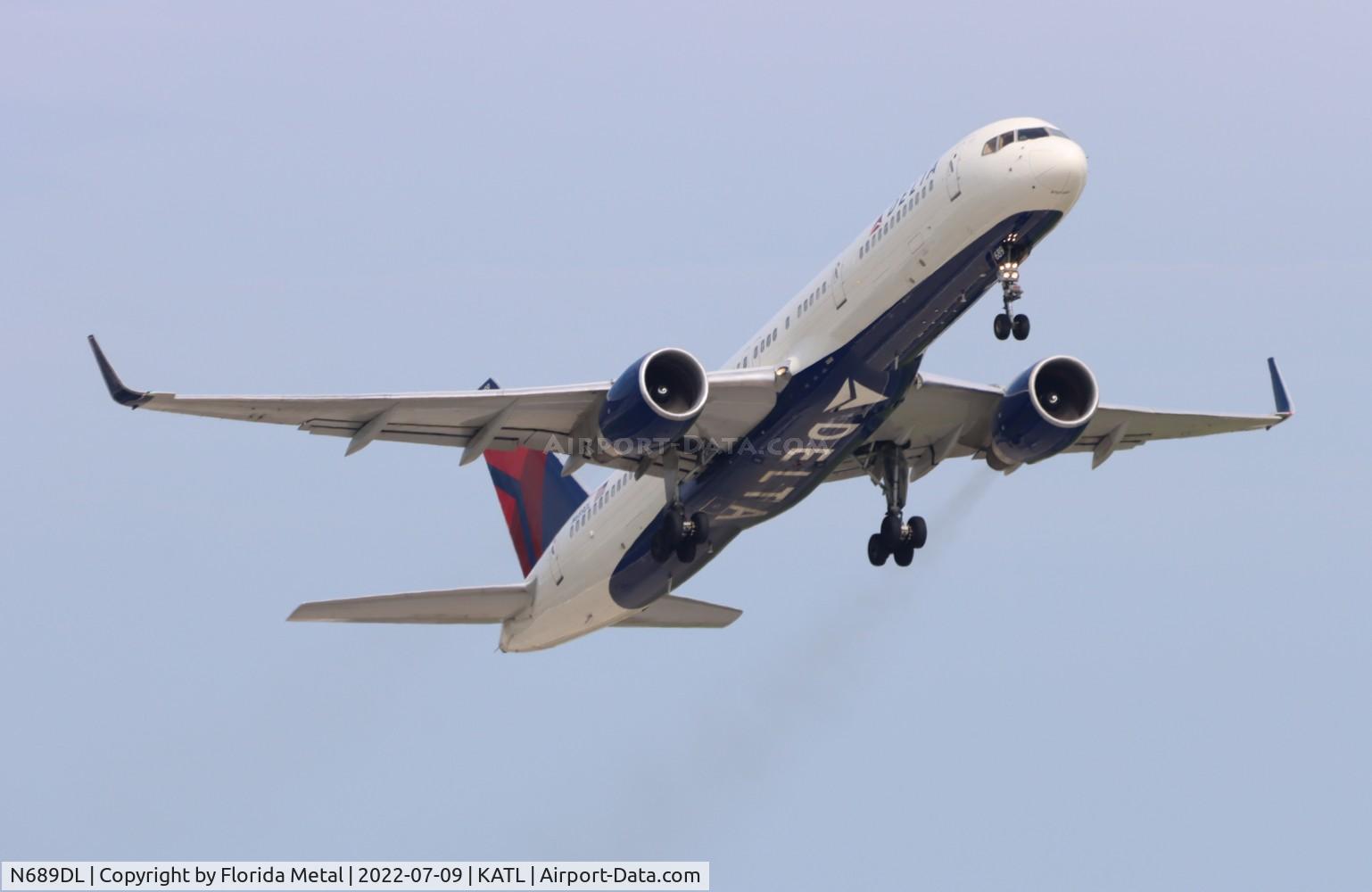 N689DL, 1998 Boeing 757-232 C/N 27172, ATL 2022