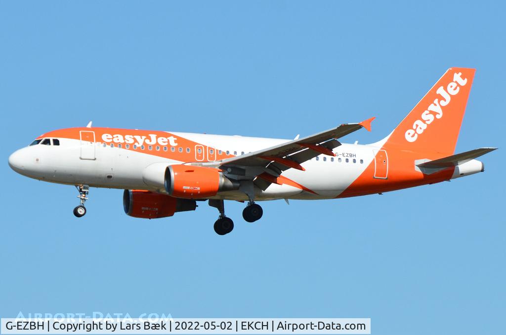 G-EZBH, 2006 Airbus A319-111 C/N 2959, RWY22L
