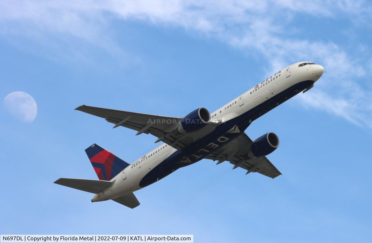N697DL, 1999 Boeing 757-232 C/N 30318, ATL 2022