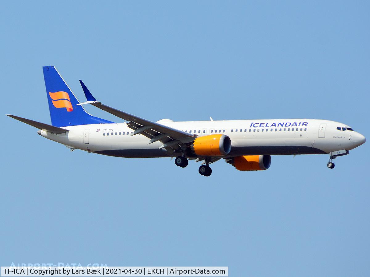 TF-ICA, 2019 Boeing 737-9 MAX C/N 44357, RWY04L from Kongelundsfortet