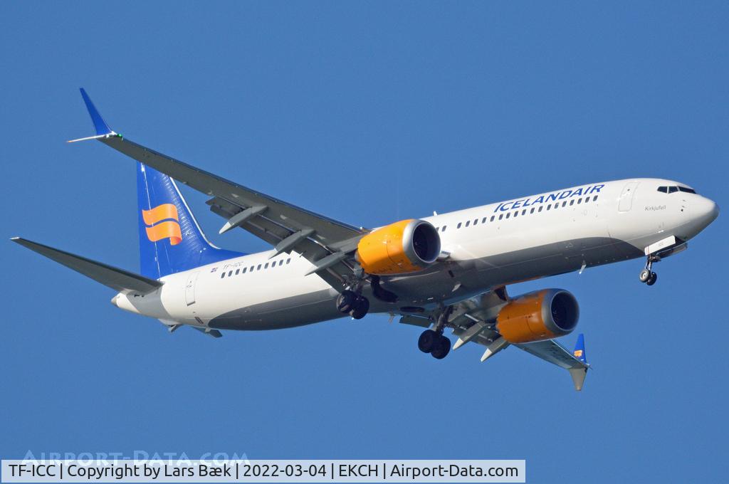 TF-ICC, 2019 Boeing 737-9 MAX C/N 44359, RWY04L from Kongelundsfortet