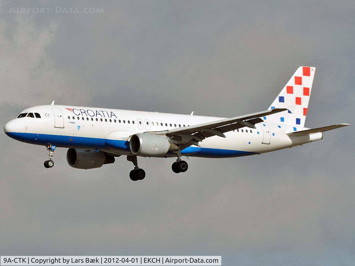 9A-CTK, 2000 Airbus A320-214 C/N 1237, RWY22L