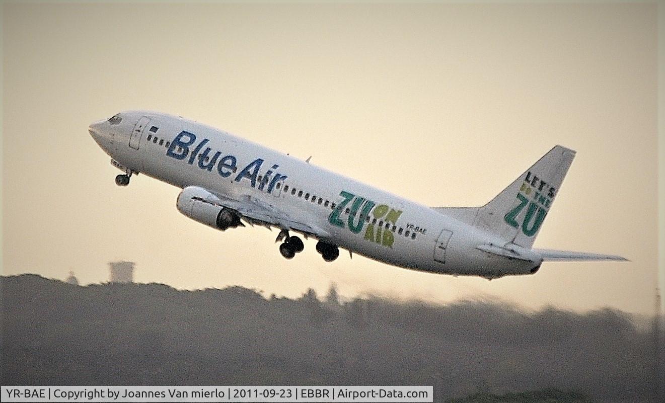 YR-BAE, 1997 Boeing 737-46N C/N 28723, Brussels