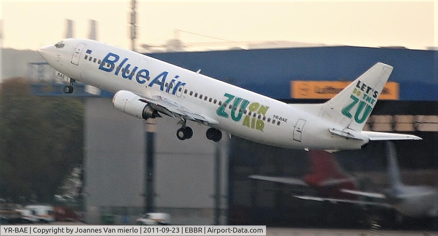 YR-BAE, 1997 Boeing 737-46N C/N 28723, Brussels