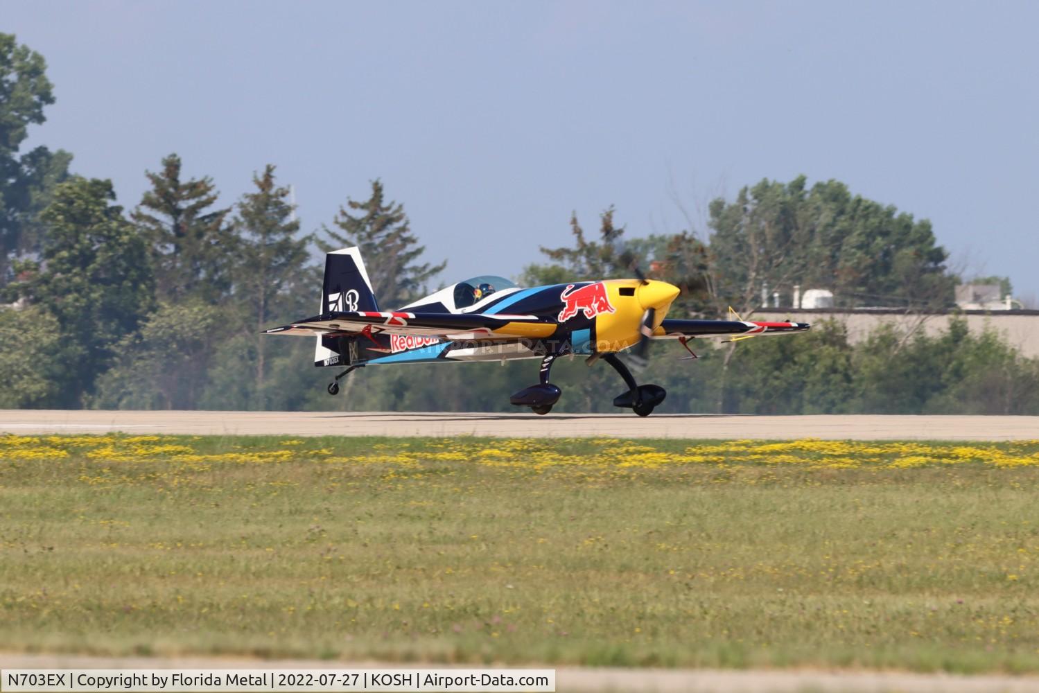 N703EX, 2006 Extra EA-300S C/N 1035, OSH 2022