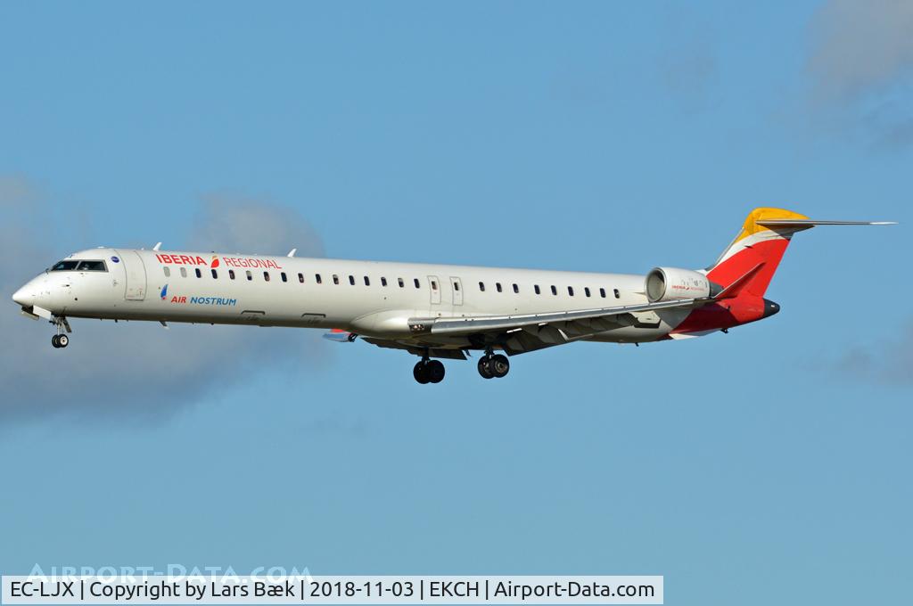 EC-LJX, 2010 Bombardier CRJ-1000ER NG (CL-600-2E25) C/N 19008, RWY22L