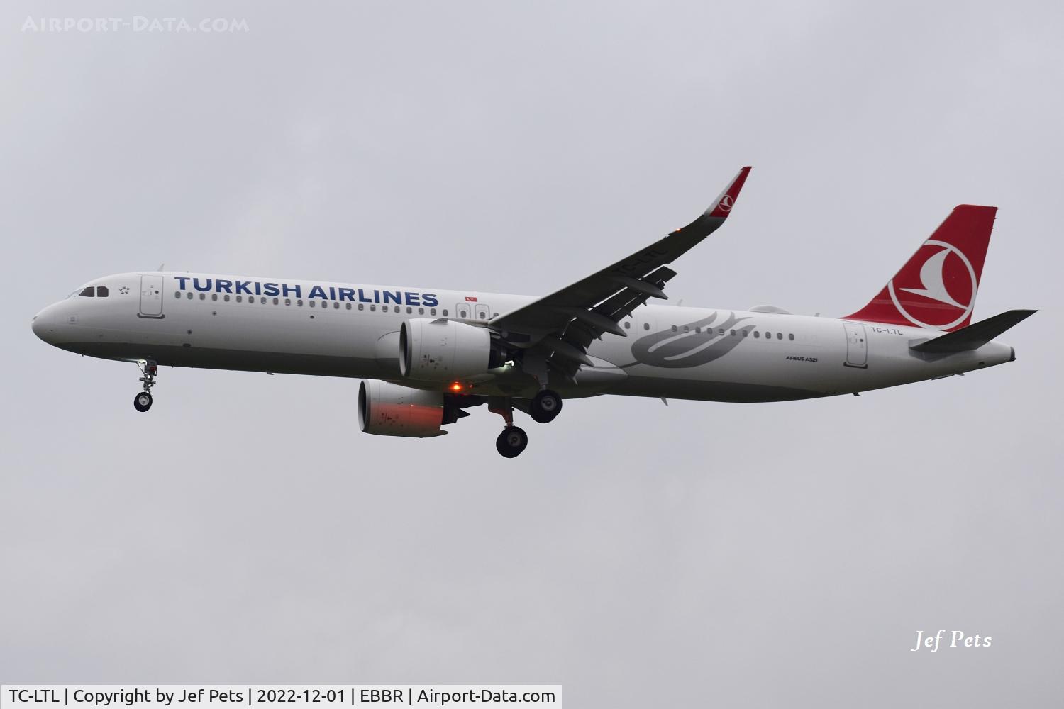 TC-LTL, 2022 Airbus A321-271NX C/N 10878, Short final at Brussels Airport.