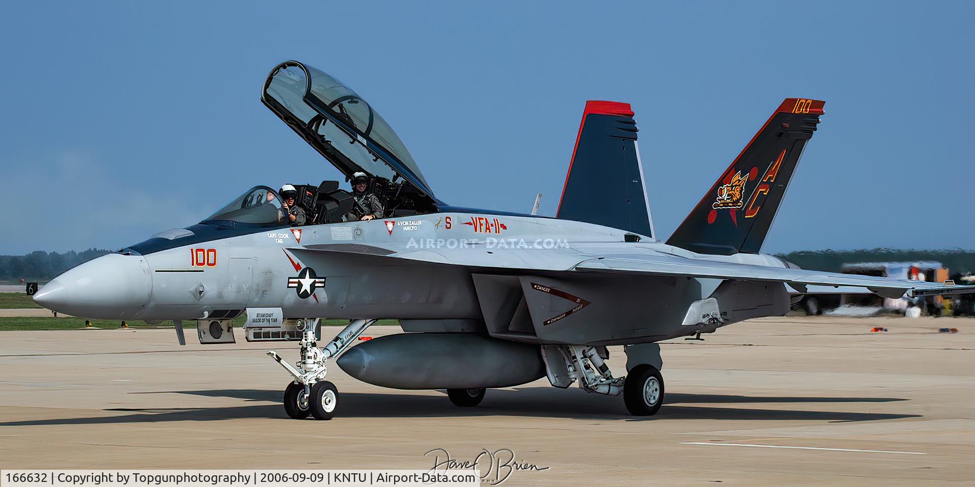 166632, Boeing F/A-18F Super Hornet C/N F125, CAG for the Red Rippers
