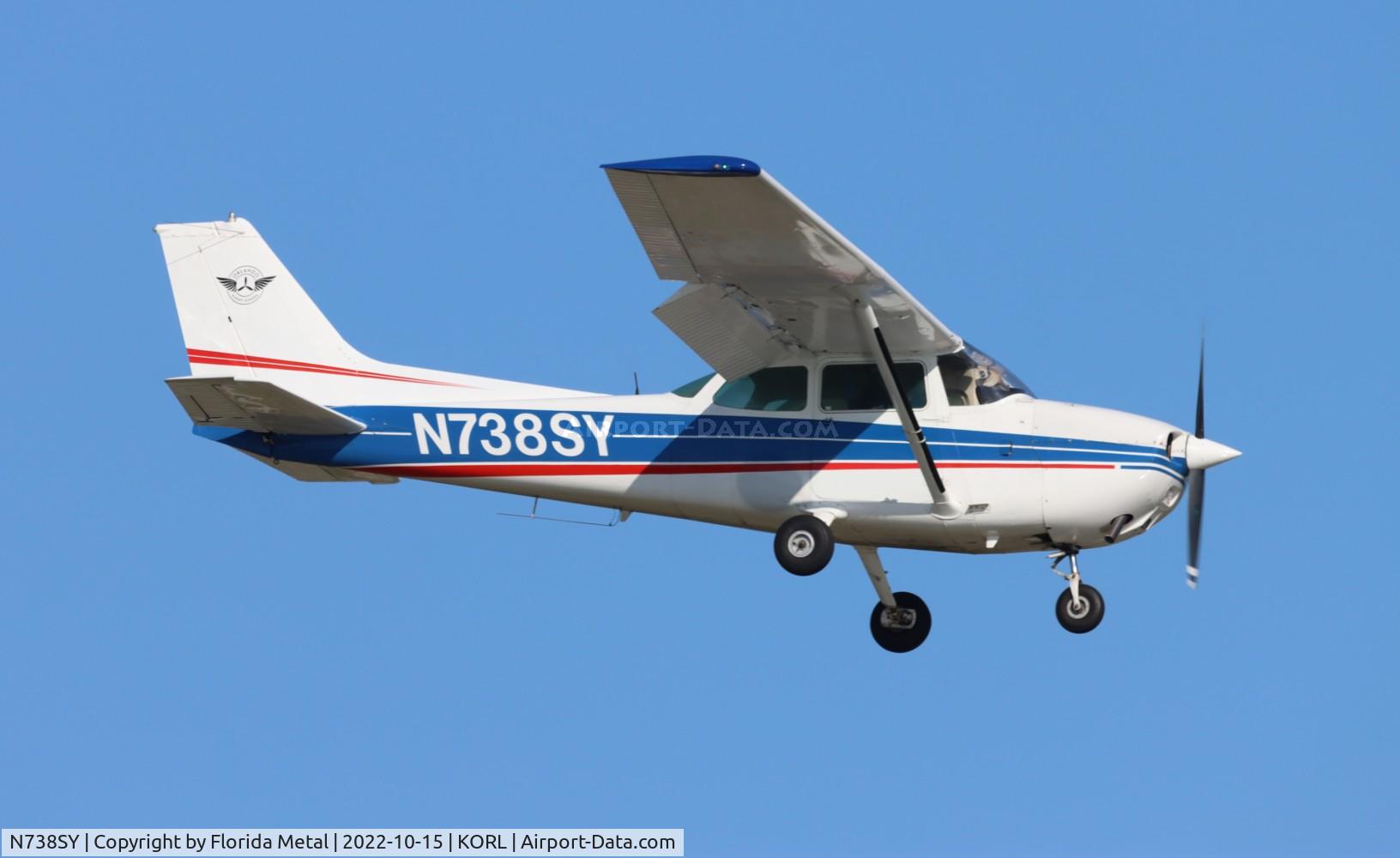 N738SY, 1977 Cessna 172N C/N 17270212, ORL 2022