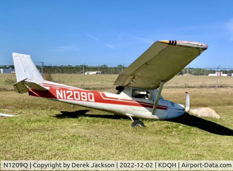 N1209Q, 1971 Cessna 150L C/N 15072509, Airframe bent on hard landing from student pilot. Aircraft placed in current position beside road at the WW2 Army Airfoce Training Academy as a tongue-in-cheek gesture.