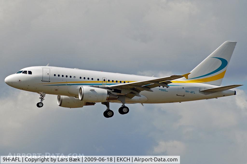 9H-AFL, 2008 Airbus ACJ318 (A318-112/CJ) C/N 3363, RWY22L