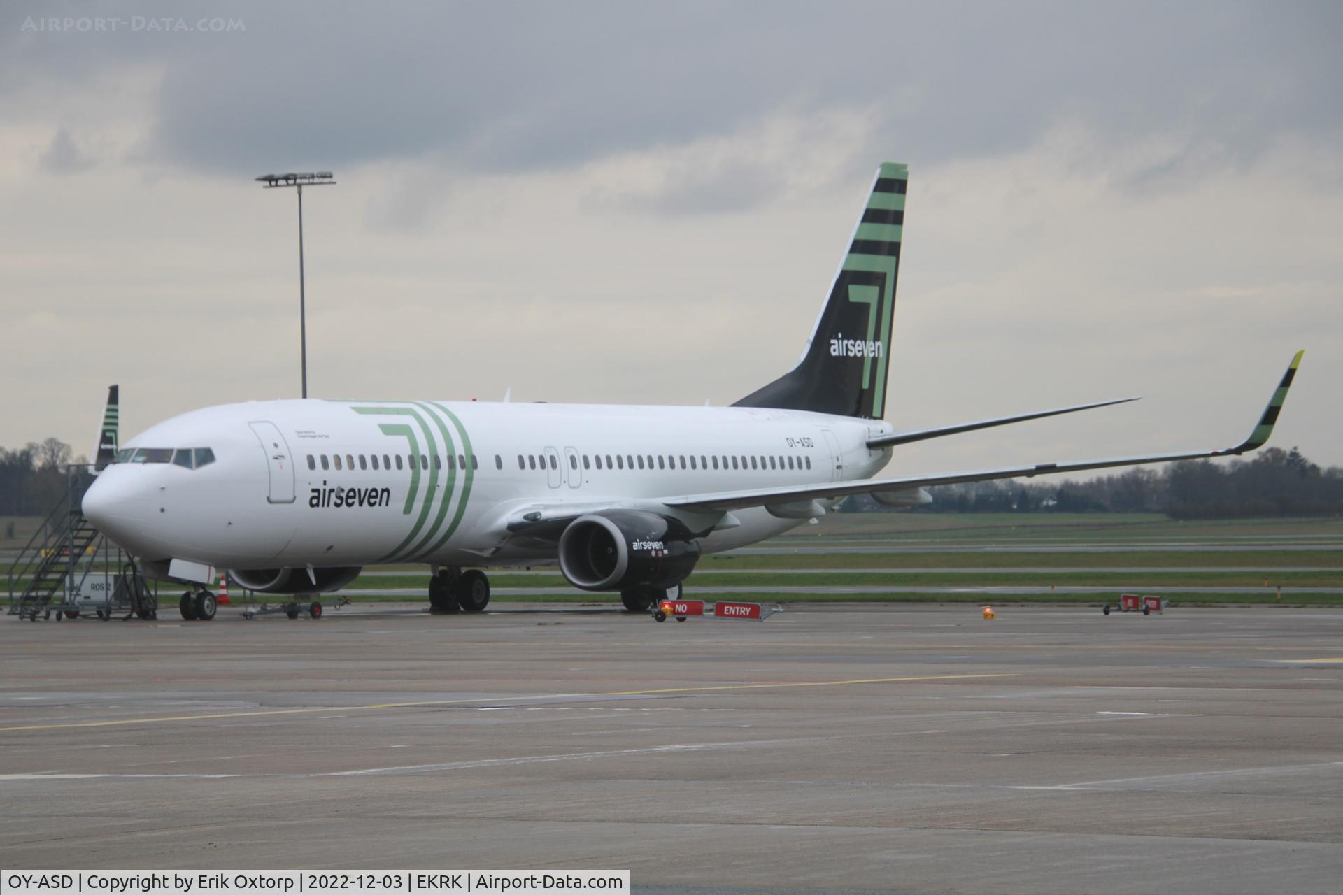 OY-ASD, 2009 Boeing 737-8FZ C/N 29674, OY-ASD latest addition to the AirSeven fleet. 
In RKE