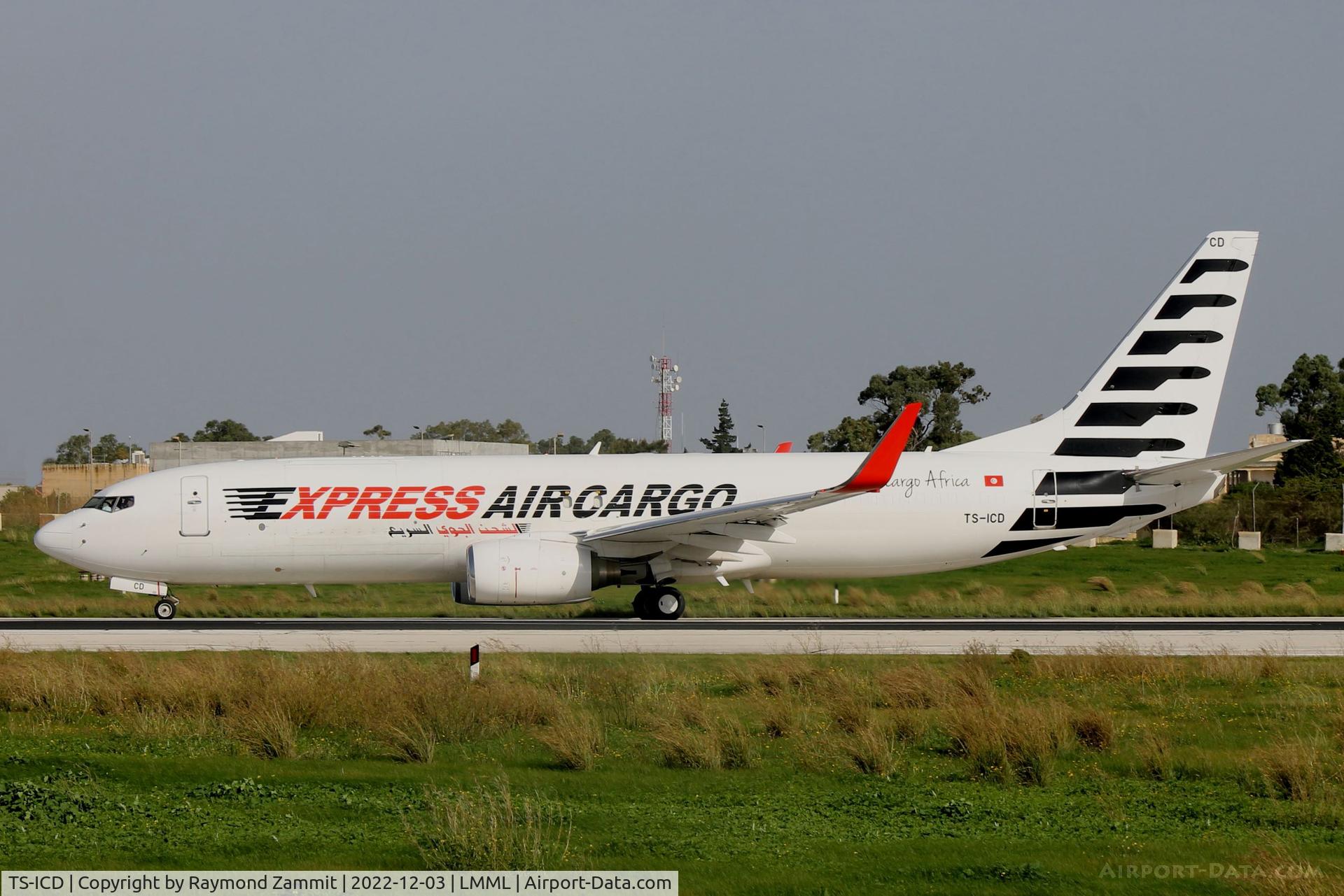 TS-ICD, , B737-800 TS-ICD Express Air Cargo