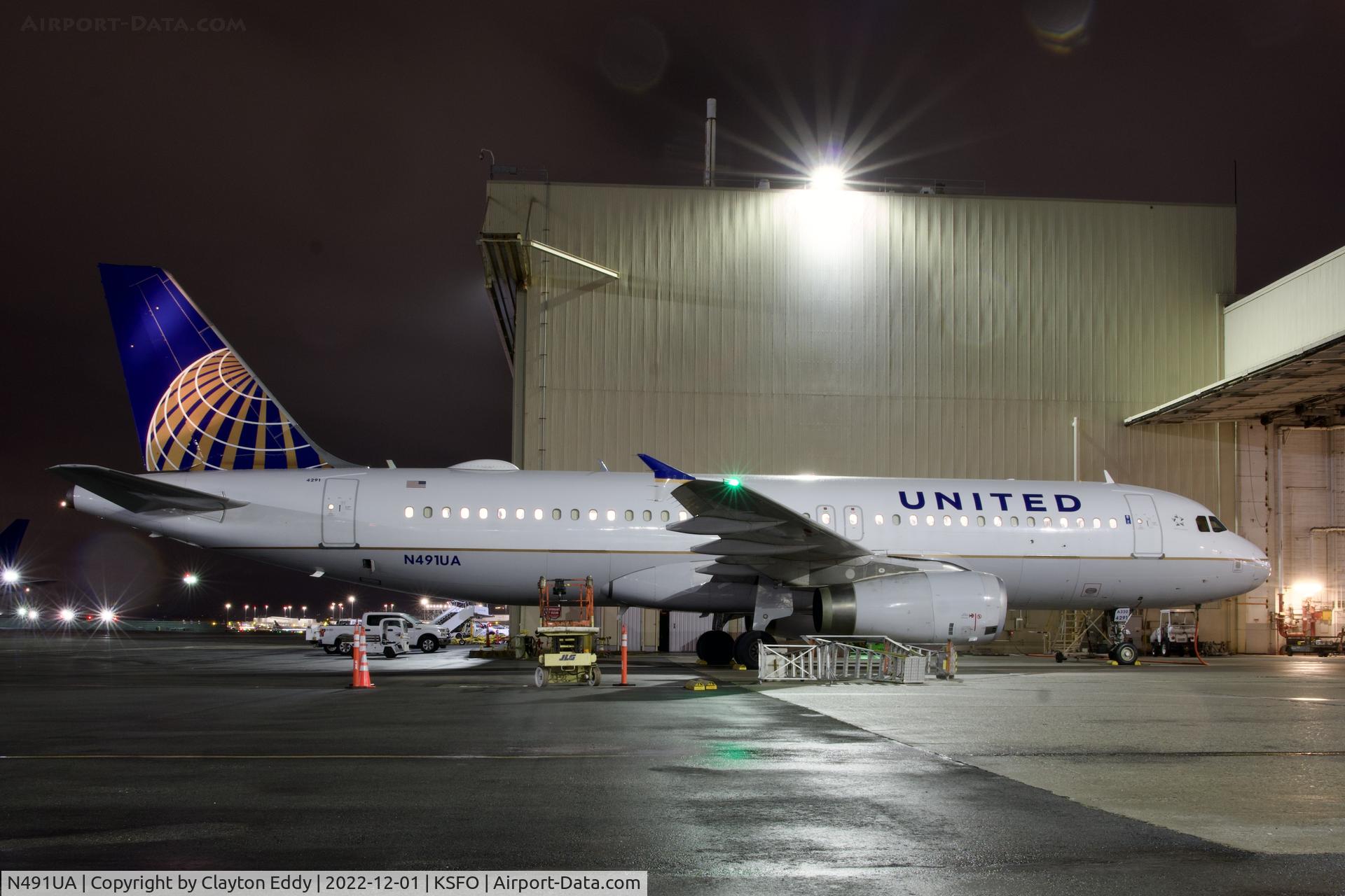 N491UA, 2002 Airbus A320-232 C/N 1741, SFO 2022.