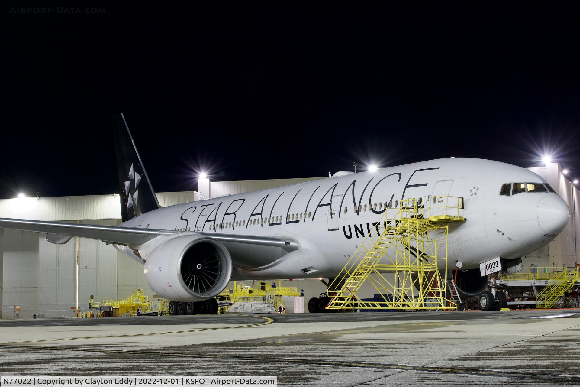 N77022, 2010 Boeing 777-224 C/N 39777, SFO 2022.