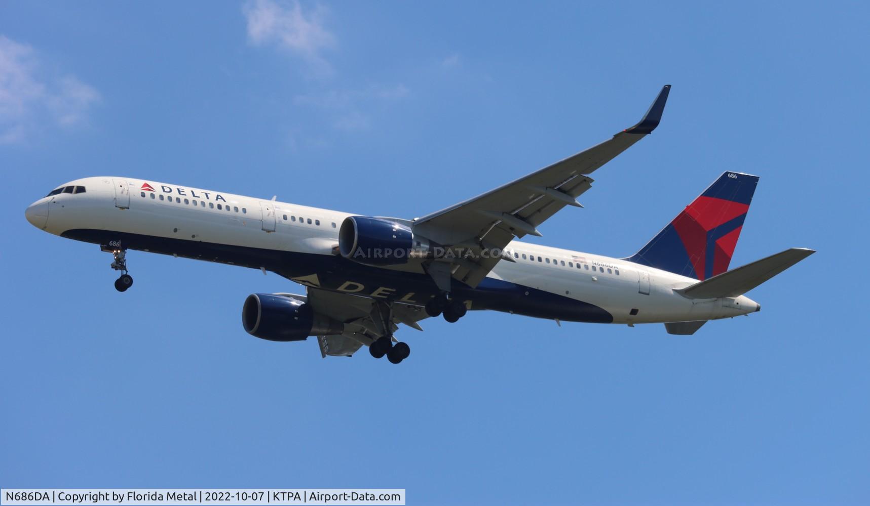 N686DA, 1995 Boeing 757-232 C/N 27589, TPA 2022