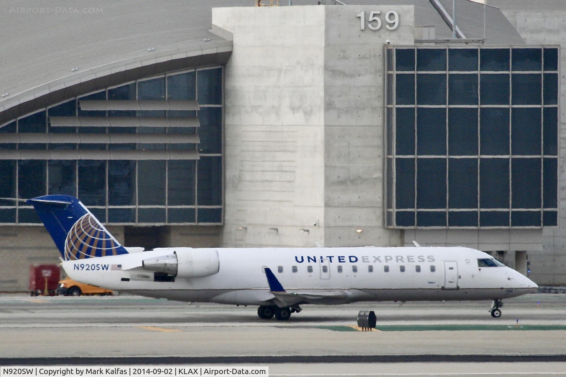 N920SW, 2002 Bombardier CRJ-200LR (CL-600-2B19) C/N 7660, SkyWest/United Express Bombardier CRJ-200LR, N920AS at LAX