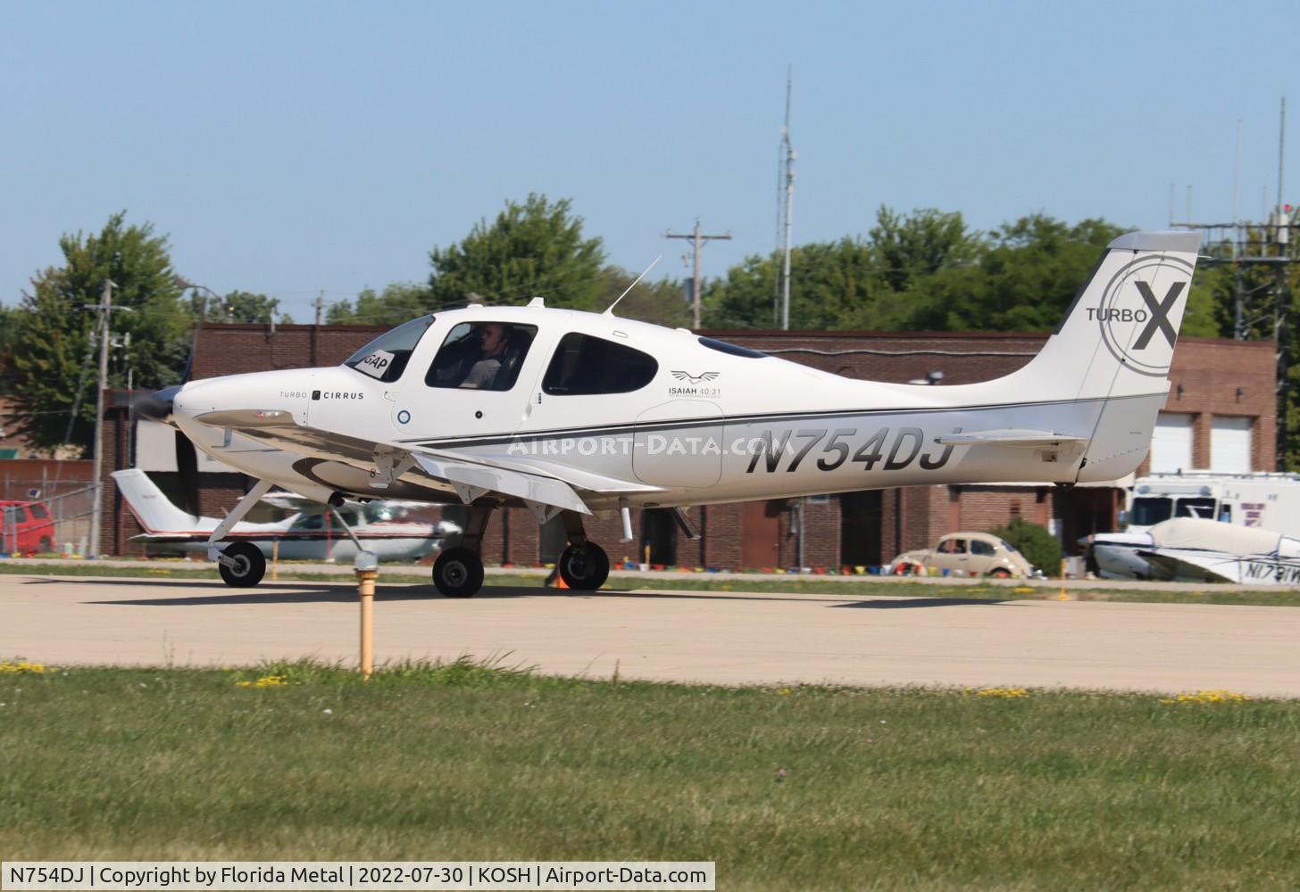 N754DJ, 2010 Cirrus SR22 C/N 3671a, OSH 2022